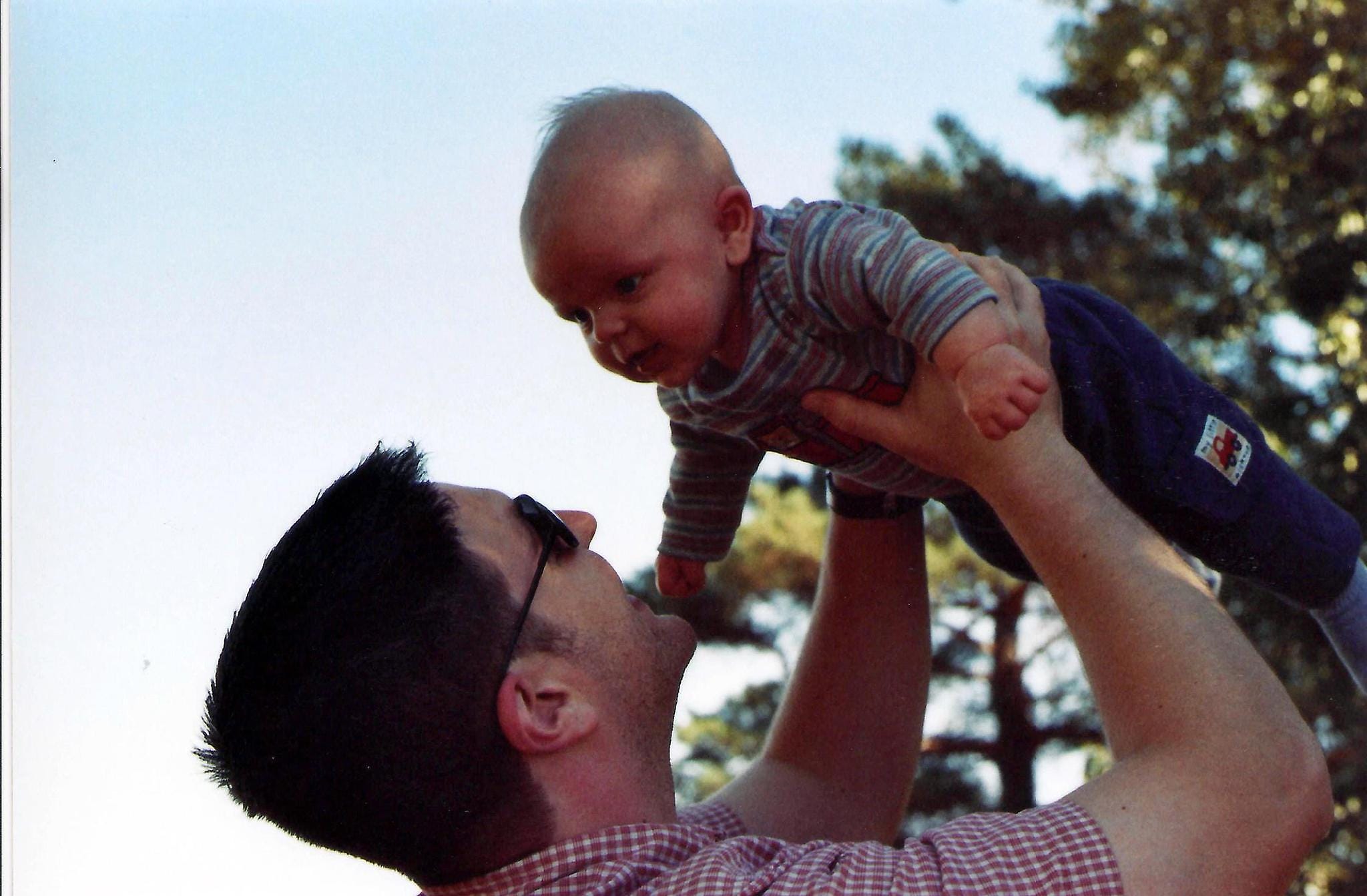 choosing safe toys for babies and toddlers
